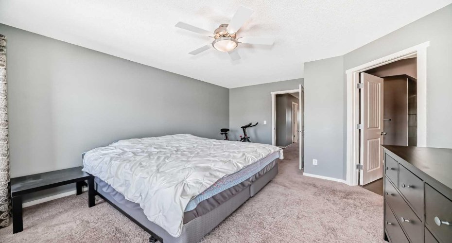 136 Sage Valley Drive, Calgary, Alberta T3R 0E4, 3 Bedroom Bedrooms, 0 ,3 BathroomBathrooms,Residential,For Sale,Sage Valley,0,A2327825