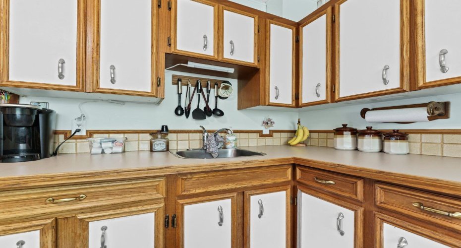 162 2 Street, Medicine Hat, Alberta T1A5K9, 3 Bedroom Bedrooms, 0 ,2 BathroomBathrooms,Residential,For Sale,2,0,A2327934