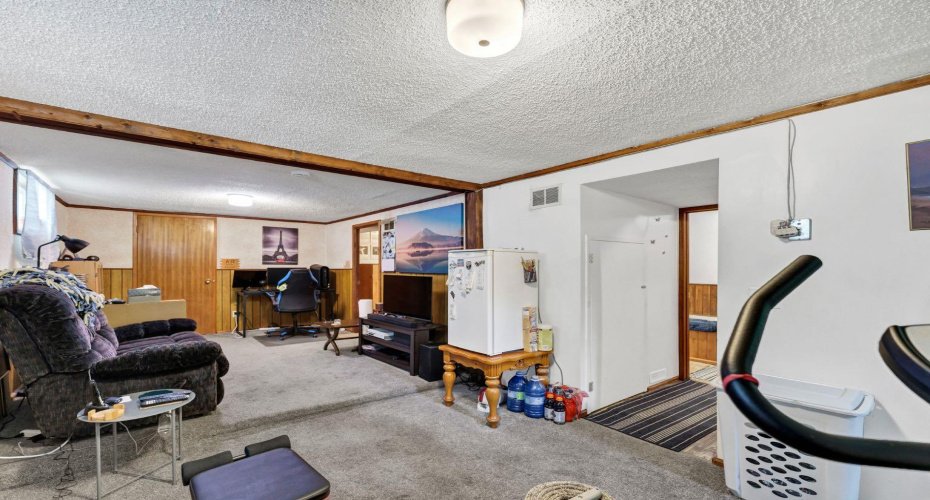 162 2 Street, Medicine Hat, Alberta T1A5K9, 3 Bedroom Bedrooms, 0 ,2 BathroomBathrooms,Residential,For Sale,2,0,A2327934