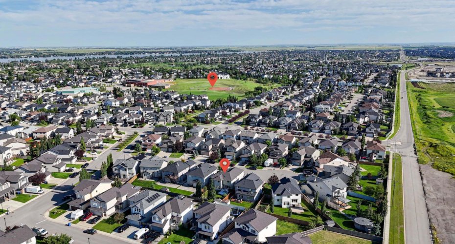 117 Hawkmere Place, Chestermere, Alberta T1X 0C6, 5 Bedrooms Bedrooms, ,4 BathroomsBathrooms,Residential,For Sale,Hawkmere,A2328027