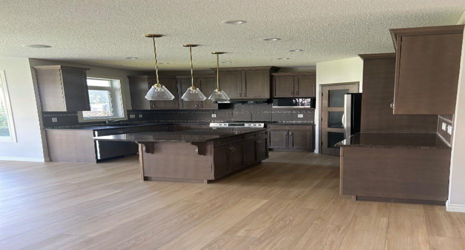 117 Hawkmere Place, Chestermere, Alberta T1X 0C6, 5 Bedrooms Bedrooms, ,4 BathroomsBathrooms,Residential,For Sale,Hawkmere,A2328027