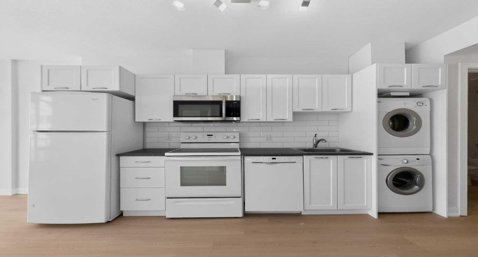 3830 Brentwood Road, Calgary, Alberta T2L 1K8, 2 Bedroom Bedrooms, 0 ,1 BathroomBathrooms,Residential,For Sale,Brentwood,0,A2328187