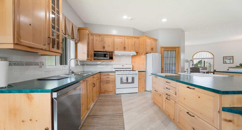 16006 274 Avenue, Rural Foothills County, Alberta T1S 4M9, 6 Bedroom Bedrooms, 0 ,6 BathroomBathrooms,Residential,For Sale,274,0,A2328189