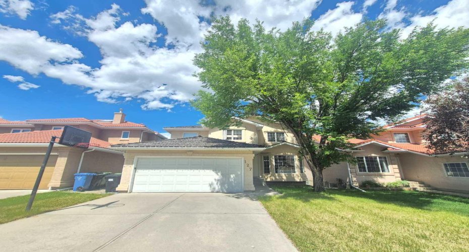127 Hampstead Circle, Calgary, Alberta T3A 5P3, 3 Bedroom Bedrooms, 0 ,3 BathroomBathrooms,Residential,For Sale,Hampstead,0,A2328201