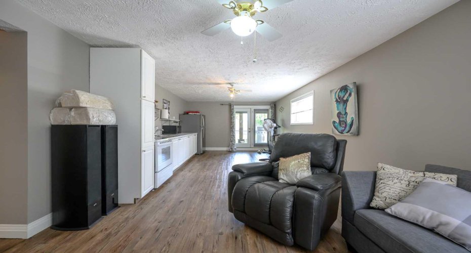 6105 95 Street, Grande Prairie, Alberta T8W 2C9, 6 Bedroom Bedrooms, 0 ,4 BathroomBathrooms,Residential,For Sale,95,0,A2286322