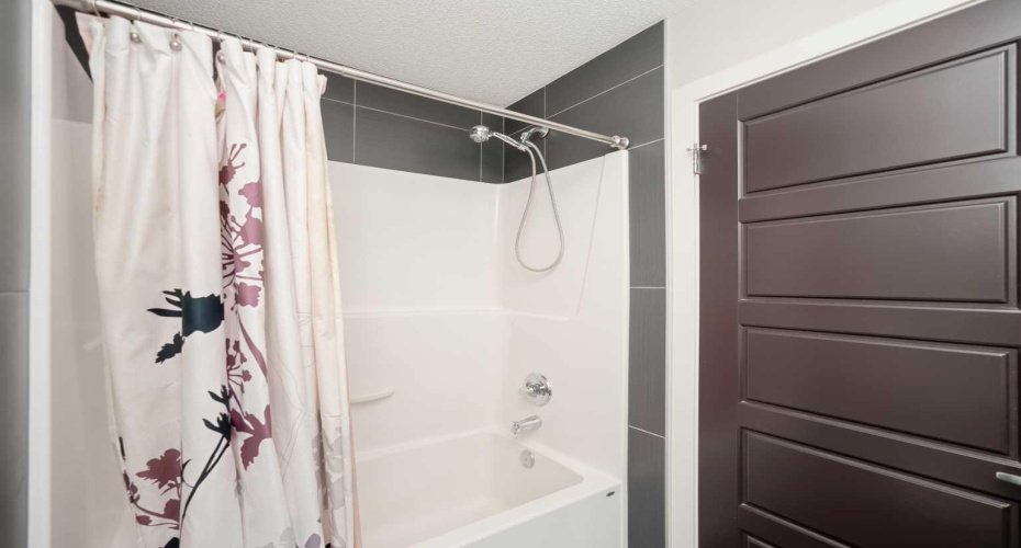 88 Pantego Lane, Calgary, Alberta T3K 0T1, 3 Bedroom Bedrooms, 0 ,3 BathroomBathrooms,Residential,For Sale,Pantego,0,A2303795