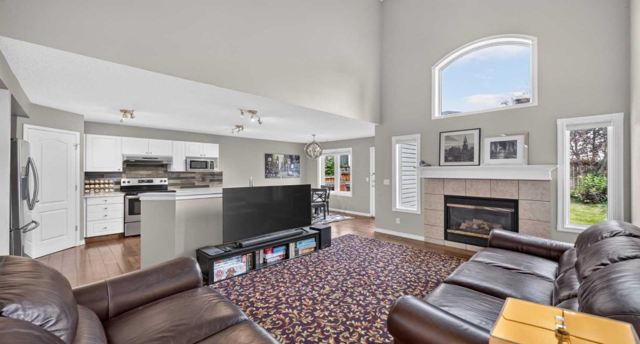138 Tuscarora Way, Calgary, Alberta T3L 2H1, 4 Bedroom Bedrooms, 0 ,3 BathroomBathrooms,Residential,For Sale,Tuscarora,0,A2311355