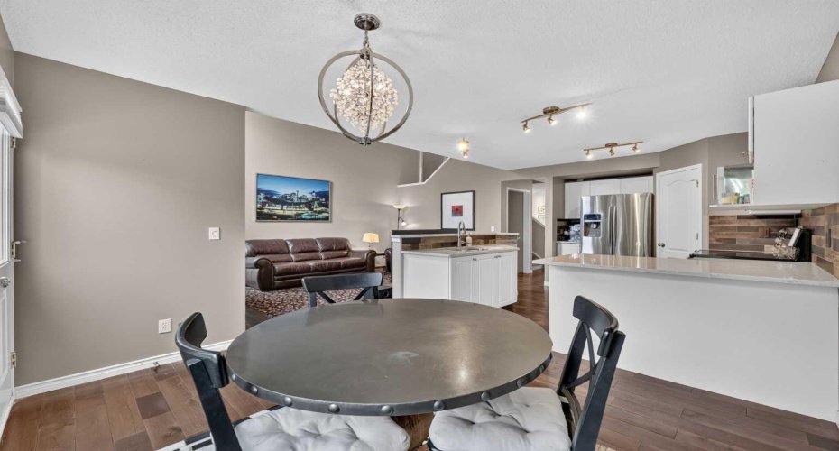 138 Tuscarora Way, Calgary, Alberta T3L 2H1, 4 Bedroom Bedrooms, 0 ,3 BathroomBathrooms,Residential,For Sale,Tuscarora,0,A2311355