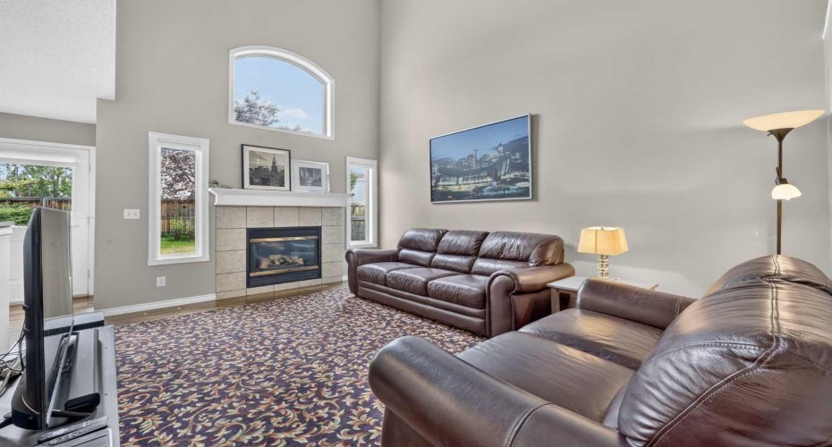 138 Tuscarora Way, Calgary, Alberta T3L 2H1, 4 Bedroom Bedrooms, 0 ,3 BathroomBathrooms,Residential,For Sale,Tuscarora,0,A2311355