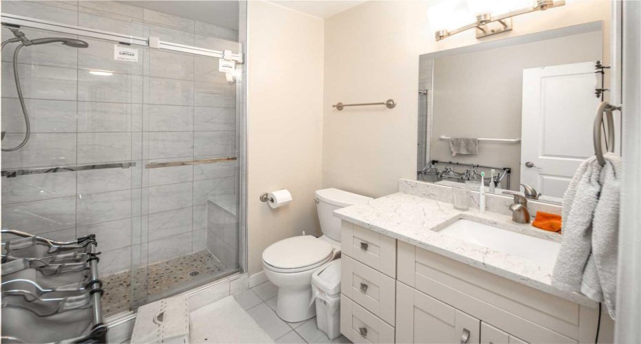180 Woodglen Way, Calgary, Alberta T2W 4T3, 5 Bedroom Bedrooms, 0 ,4 BathroomBathrooms,Residential,For Sale,Woodglen,0,A2312843