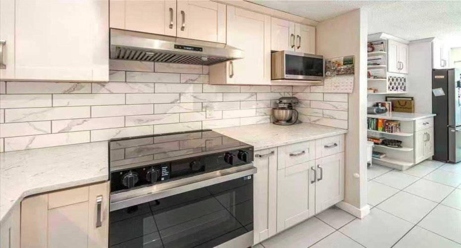 180 Woodglen Way, Calgary, Alberta T2W 4T3, 5 Bedroom Bedrooms, 0 ,4 BathroomBathrooms,Residential,For Sale,Woodglen,0,A2312843