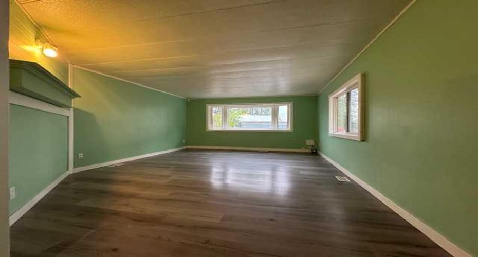 810 56 Street, Edson, Alberta T7E 1P2, 4 Bedroom Bedrooms, 0 ,1 BathroomBathrooms,Mobile,For Sale,56 Street,0,A2314216