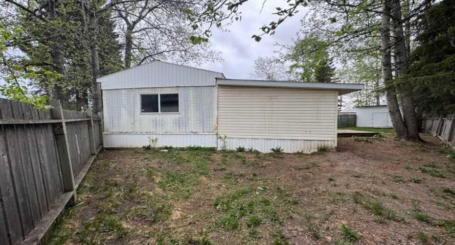 810 56 Street, Edson, Alberta T7E 1P2, 4 Bedroom Bedrooms, 0 ,1 BathroomBathrooms,Mobile,For Sale,56 Street,0,A2314216