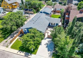 723 5 Avenue, High River, Alberta T1V 1B9, 4 Bedrooms Bedrooms, ,3 BathroomsBathrooms,Residential,For Sale,5,A2316543 723 5 Avenue, High River, Alberta T1V 1B9, 4 Bedrooms Bedrooms, ,3 BathroomsBathrooms,Residential,For Sale,5,A2316543