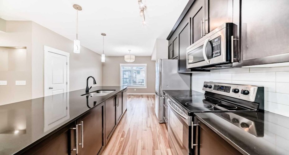 606 Skyview Point Place, Calgary, Alberta T3N0L7, 2 Bedroom Bedrooms, 0 ,3 BathroomBathrooms,Residential,For Sale,Skyview Point,0,A2317355