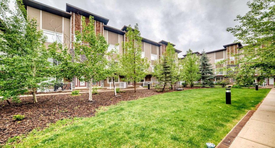 606 Skyview Point Place, Calgary, Alberta T3N0L7, 2 Bedroom Bedrooms, 0 ,3 BathroomBathrooms,Residential,For Sale,Skyview Point,0,A2317355