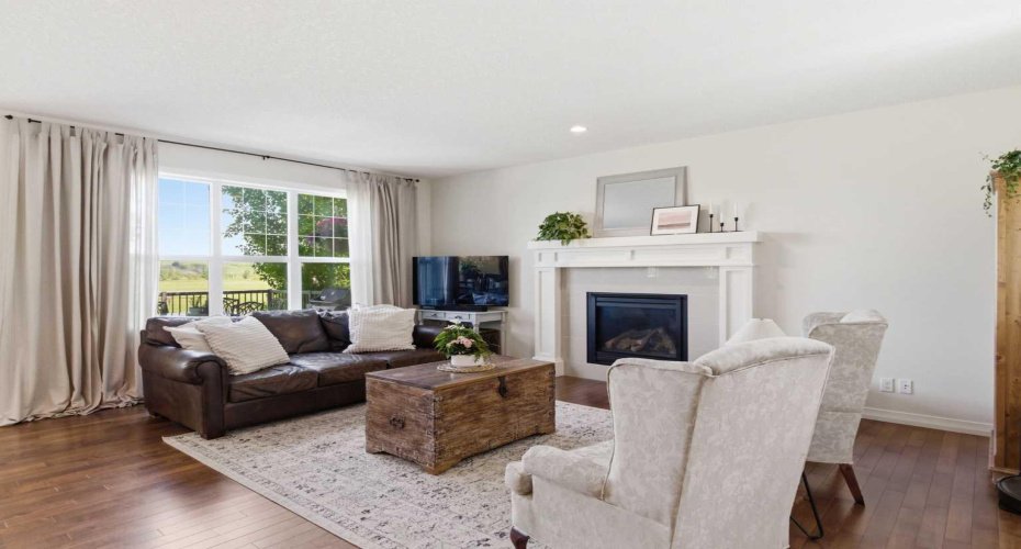 147 Chaparral Valley Way, Calgary, Alberta T2X 0W1, 3 Bedroom Bedrooms, 0 ,4 BathroomBathrooms,Residential,For Sale,Chaparral Valley,0,A2317385