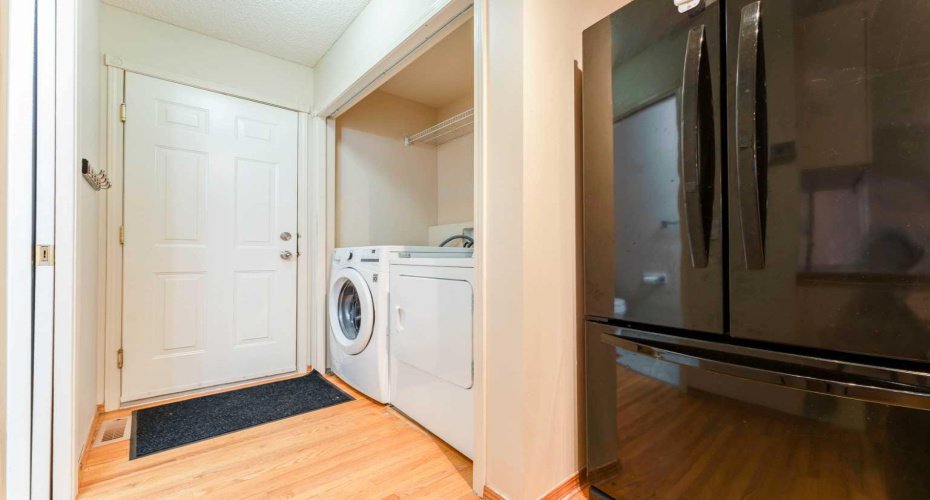 125 Bridlewood Court, Calgary, Alberta T2Y 3Z1, 3 Bedroom Bedrooms, 0 ,4 BathroomBathrooms,Residential,For Sale,Bridlewood,0,A2317992