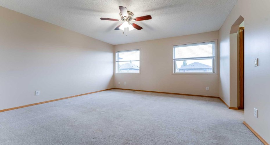 125 Bridlewood Court, Calgary, Alberta T2Y 3Z1, 3 Bedroom Bedrooms, 0 ,4 BathroomBathrooms,Residential,For Sale,Bridlewood,0,A2317992