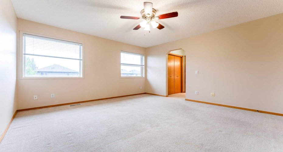 125 Bridlewood Court, Calgary, Alberta T2Y 3Z1, 3 Bedroom Bedrooms, 0 ,4 BathroomBathrooms,Residential,For Sale,Bridlewood,0,A2317992