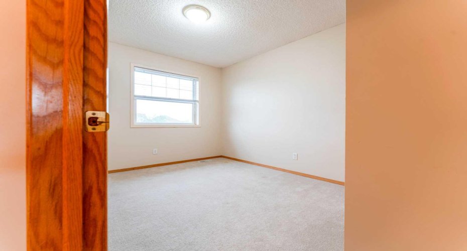 125 Bridlewood Court, Calgary, Alberta T2Y 3Z1, 3 Bedroom Bedrooms, 0 ,4 BathroomBathrooms,Residential,For Sale,Bridlewood,0,A2317992