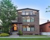 922 5 Street NW