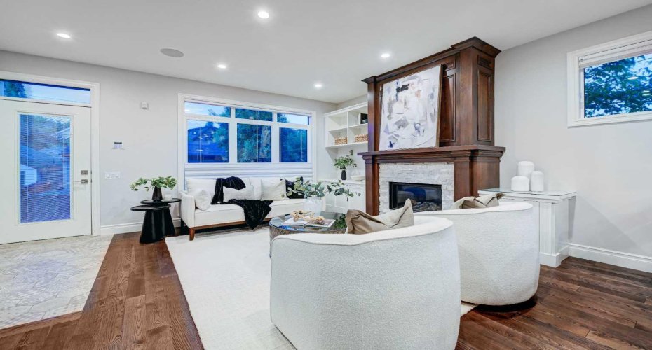 922 5 Street, Calgary, Alberta T2N 1R2, 5 Bedroom Bedrooms, 0 ,5 BathroomBathrooms,Residential,For Sale,5,0,A2318295
