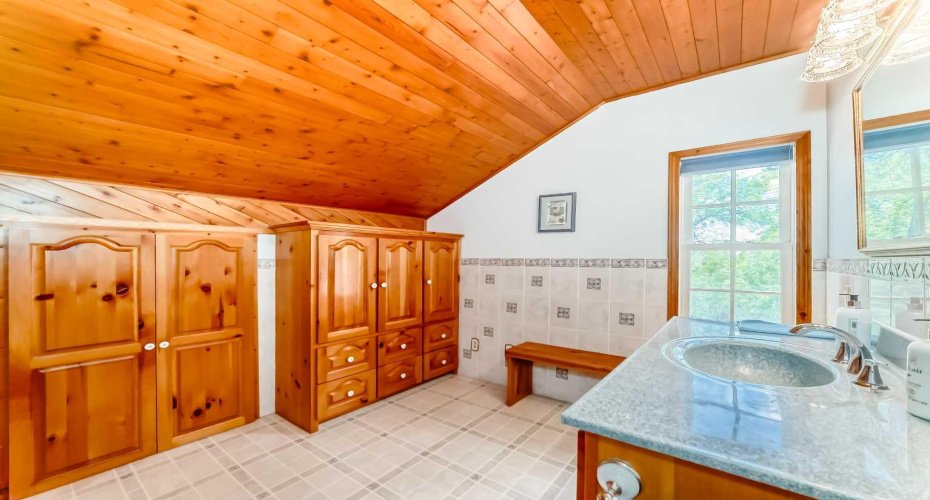 122 2 Avenue, Rockyford, Alberta T0J 2R0, 4 Bedroom Bedrooms, 0 ,2 BathroomBathrooms,Residential,For Sale,2,0,A2318963