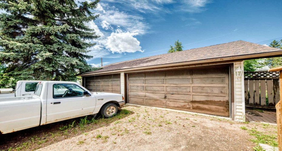 122 2 Avenue, Rockyford, Alberta T0J 2R0, 4 Bedroom Bedrooms, 0 ,2 BathroomBathrooms,Residential,For Sale,2,0,A2318963