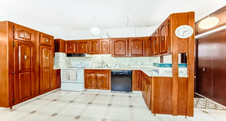 122 2 Avenue, Rockyford, Alberta T0J 2R0, 4 Bedroom Bedrooms, 0 ,2 BathroomBathrooms,Residential,For Sale,2,0,A2318963