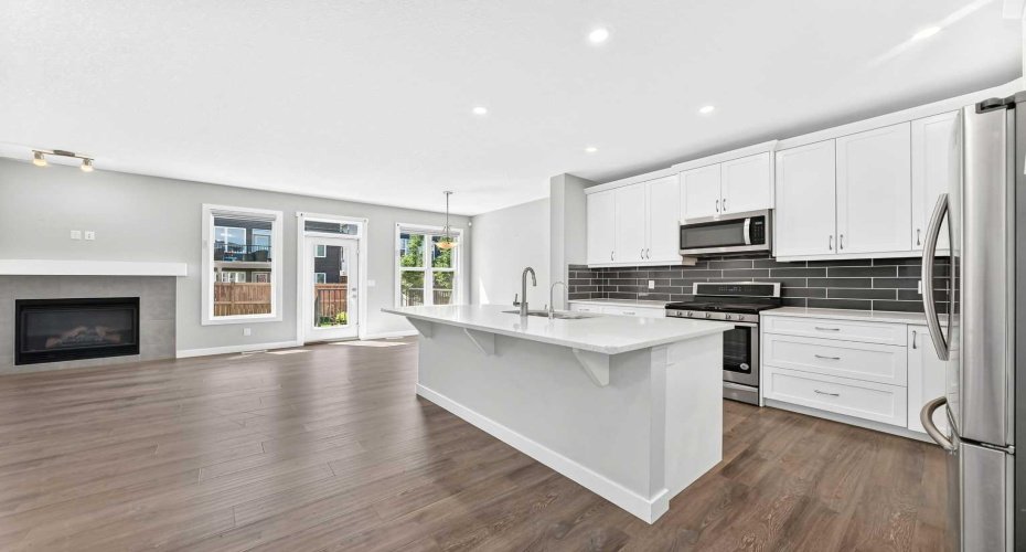 110 Crestbrook Way, Calgary, Alberta T3B 6H1, 3 Bedroom Bedrooms, 0 ,3 BathroomBathrooms,Residential,For Sale,Crestbrook,0,A2319012