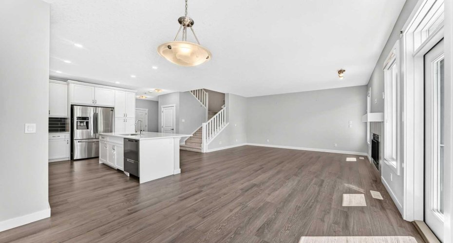 110 Crestbrook Way, Calgary, Alberta T3B 6H1, 3 Bedroom Bedrooms, 0 ,3 BathroomBathrooms,Residential,For Sale,Crestbrook,0,A2319012