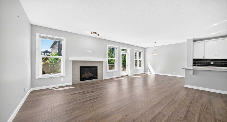 110 Crestbrook Way, Calgary, Alberta T3B 6H1, 3 Bedroom Bedrooms, 0 ,3 BathroomBathrooms,Residential,For Sale,Crestbrook,0,A2319012