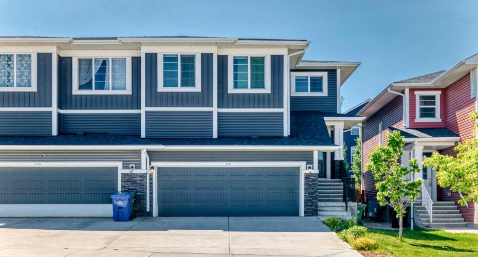 110 Crestbrook Way, Calgary, Alberta T3B 6H1, 3 Bedroom Bedrooms, 0 ,3 BathroomBathrooms,Residential,For Sale,Crestbrook,0,A2319012
