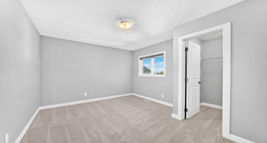 110 Crestbrook Way, Calgary, Alberta T3B 6H1, 3 Bedroom Bedrooms, 0 ,3 BathroomBathrooms,Residential,For Sale,Crestbrook,0,A2319012