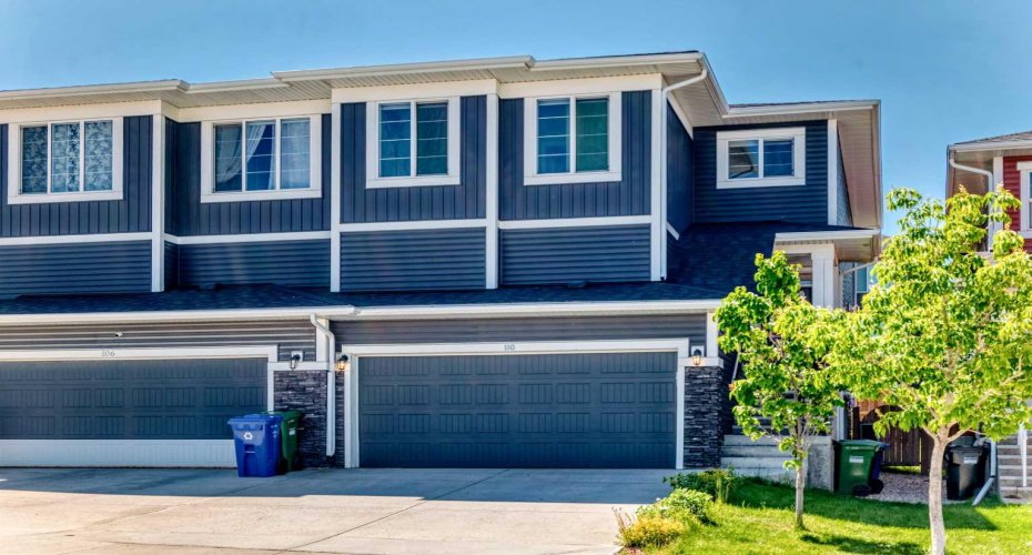110 Crestbrook Way, Calgary, Alberta T3B 6H1, 3 Bedroom Bedrooms, 0 ,3 BathroomBathrooms,Residential,For Sale,Crestbrook,0,A2319012