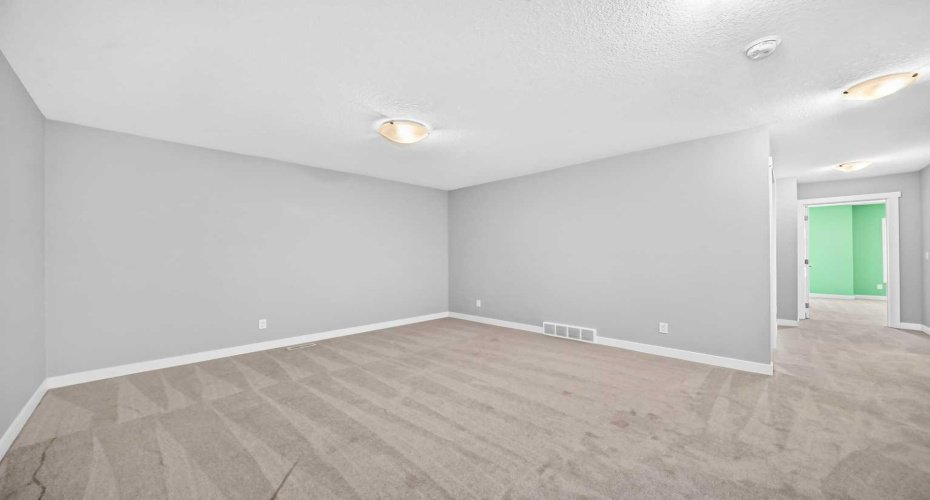 110 Crestbrook Way, Calgary, Alberta T3B 6H1, 3 Bedroom Bedrooms, 0 ,3 BathroomBathrooms,Residential,For Sale,Crestbrook,0,A2319012