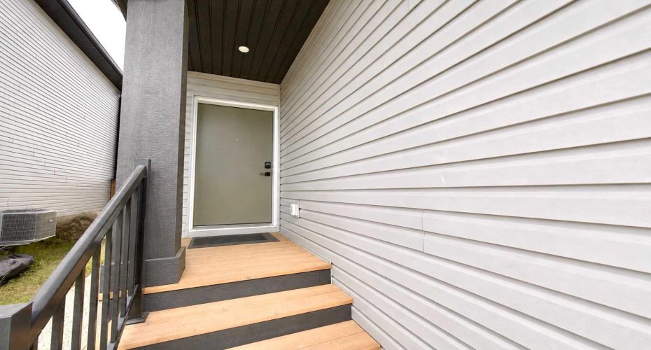4022 10 Street, Lethbridge, Alberta T1H 7G9, 3 Bedroom Bedrooms, 0 ,3 BathroomBathrooms,Residential,For Sale,10,0,A2319601