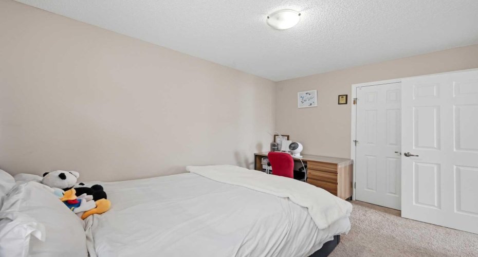 146 Windwood Grove, Airdrie, Alberta T4B 3S8, 3 Bedroom Bedrooms, 0 ,4 BathroomBathrooms,Residential,For Sale,Windwood,0,A2320185