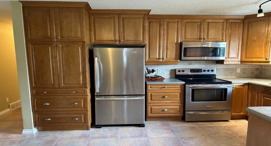 134 Wiltshire Boulevard, Red Deer, Alberta T4N 6B6, 4 Bedroom Bedrooms, 0 ,3 BathroomBathrooms,Residential,For Sale,Wiltshire,0,A2320410