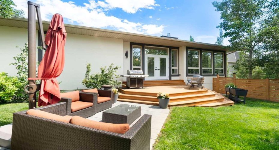 160 Posthill Drive, Calgary, Alberta T3H 0J1, 7 Bedroom Bedrooms, 0 ,6 BathroomBathrooms,Residential,For Sale,Posthill,0,A2321826