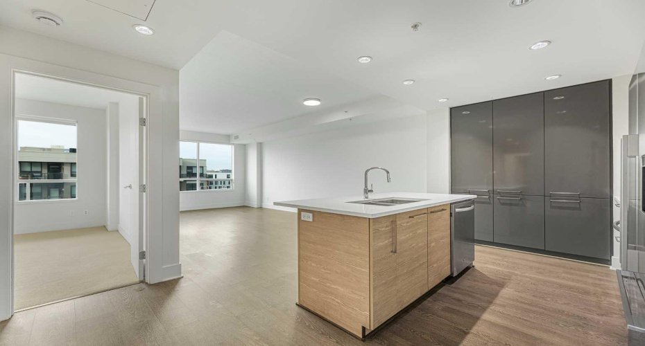 38 9 Street, Calgary, Alberta T2E7X9, 2 Bedroom Bedrooms, 0 ,2 BathroomBathrooms,Residential,For Sale,9,0,A2323396