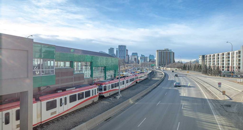 38 9 Street, Calgary, Alberta T2E7X9, 2 Bedroom Bedrooms, 0 ,2 BathroomBathrooms,Residential,For Sale,9,0,A2323396