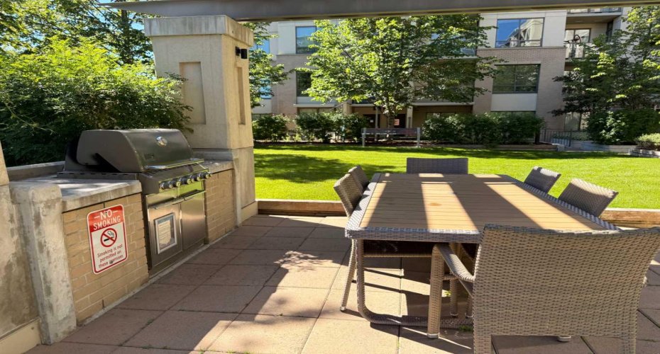 38 9 Street, Calgary, Alberta T2E7X9, 2 Bedroom Bedrooms, 0 ,2 BathroomBathrooms,Residential,For Sale,9,0,A2323396