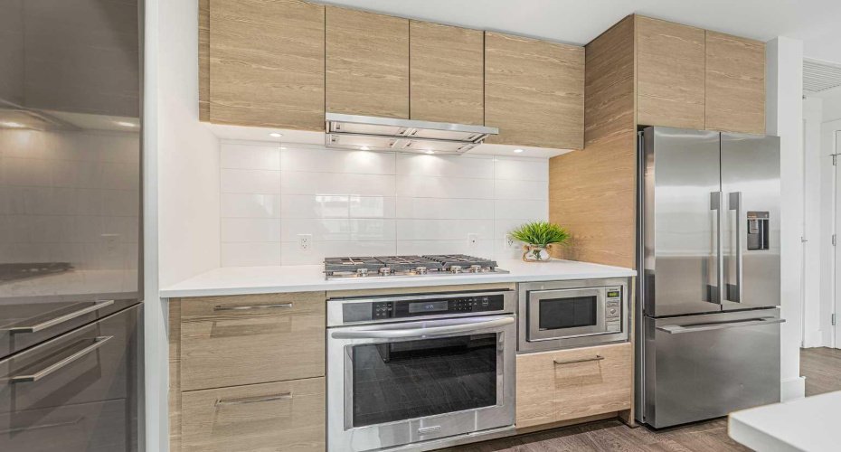 38 9 Street, Calgary, Alberta T2E7X9, 2 Bedroom Bedrooms, 0 ,2 BathroomBathrooms,Residential,For Sale,9,0,A2323396