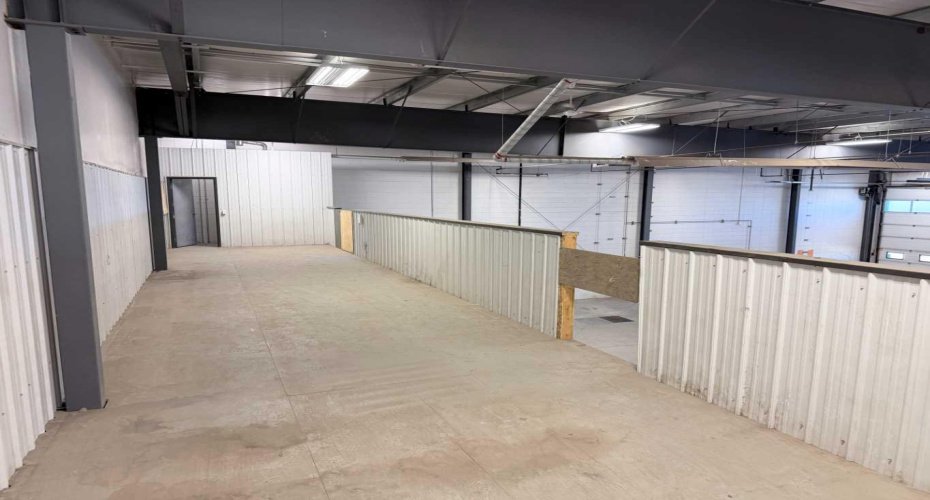 10211 88 Avenue, Clairmont, Alberta T8X 5G8, 0 , 0 ,0,Commercial,For Lease,88,0,A2323588