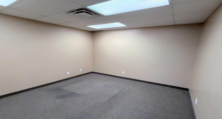 10211 88 Avenue, Clairmont, Alberta T8X 5G8, 0 , 0 ,0,Commercial,For Lease,88,0,A2323588