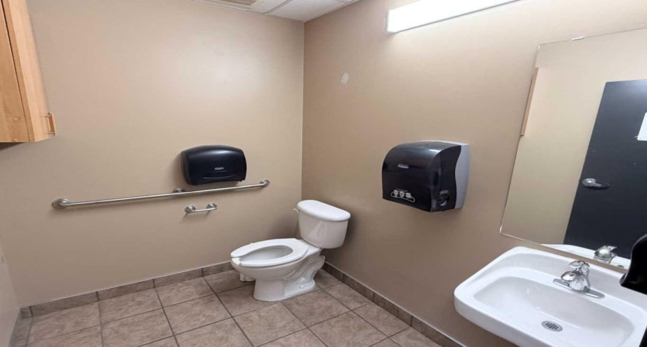 10211 88 Avenue, Clairmont, Alberta T8X 5G8, 0 , 0 ,0,Commercial,For Lease,88,0,A2323588