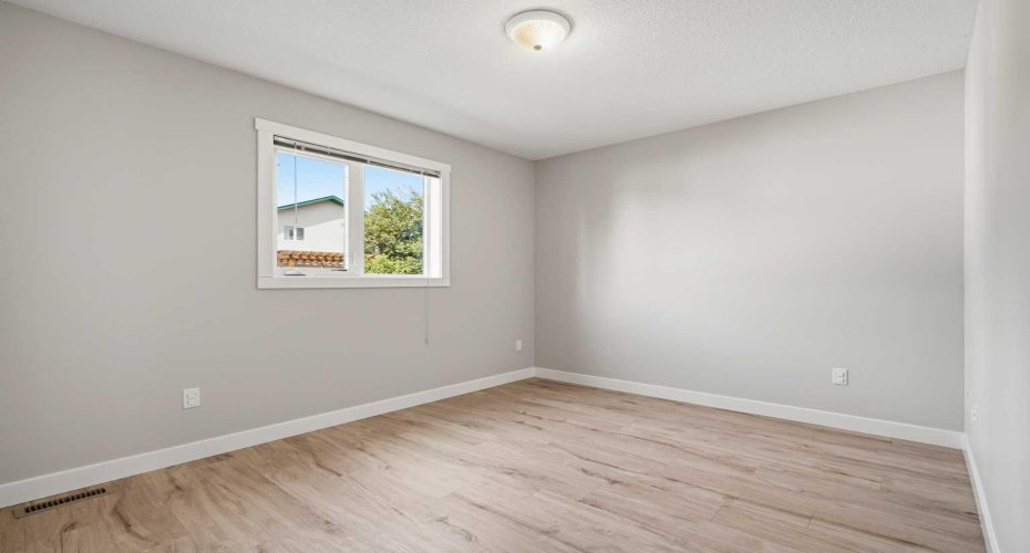 5408 52A Street, Eckville, Alberta T0M 0X0, 3 Bedroom Bedrooms, 0 ,2 BathroomBathrooms,Residential,For Sale,52A,0,A2323838