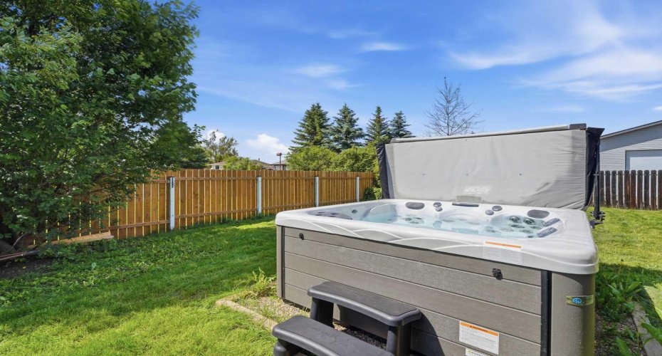 5408 52A Street, Eckville, Alberta T0M 0X0, 3 Bedroom Bedrooms, 0 ,2 BathroomBathrooms,Residential,For Sale,52A,0,A2323838